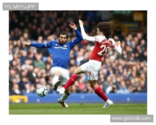 斯旺西与埃弗顿对决前瞻分析及双方近期状态评估